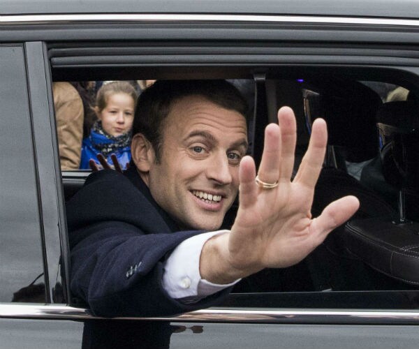 France's Macron to Ask Trump to Drop Some Iran Sanctions to Help Talks