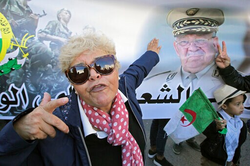 Protesters in Algeria March in Favor of Government