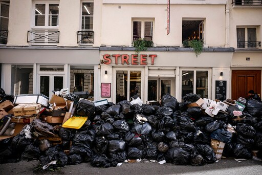 Garbage: In Paris Streets, Heaps of it Become Protest Symbol