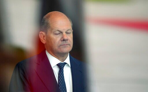 Under Pressure, German Leader Coy on Possible Ukraine Visit