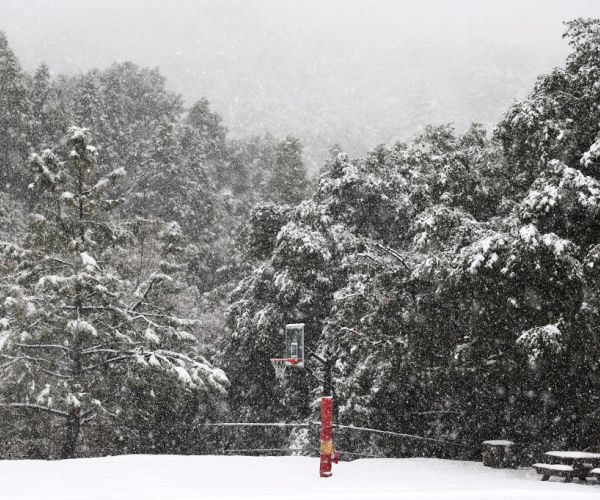 California Faces More Wind, Snow in Multistate Storm