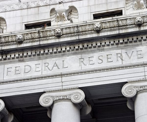 Fed's Schmid: Hiring Is on Pause Amid AI, Aging