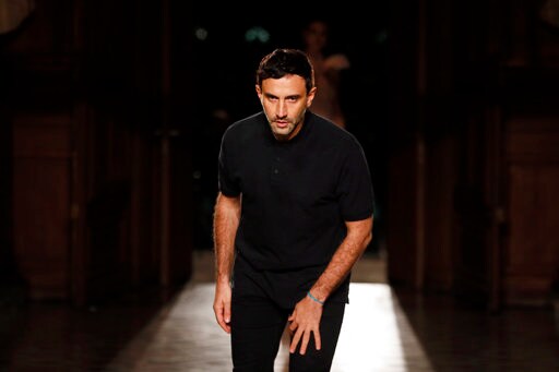 Riccardo Tisci to Replace Christopher Bailey at Burberry