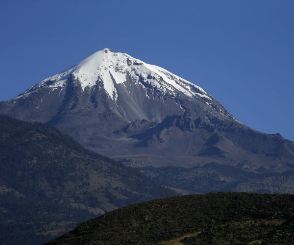 4 US Hikers Rescued Off Mexico Volcano, 1 Missing