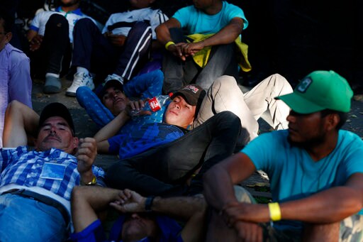 Migrants Decide to Depart Mexico City with or without Buses