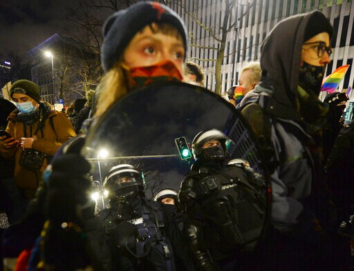 Poles Plan More Protests over Abortion Law after Detentions