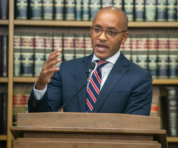 Bankman-Fried FTX Fraud Trial Could Be Year Away