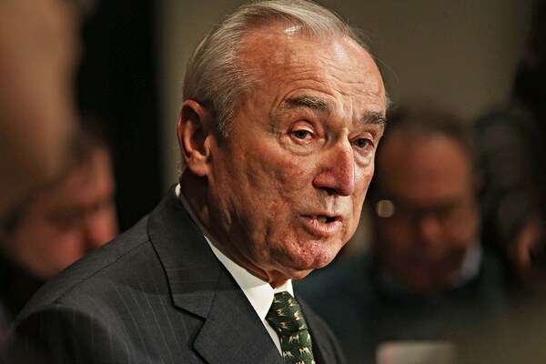 NYC Police Commissioner Confirms 'Widespread' Police Slowdown