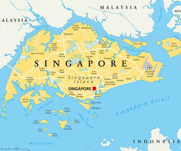 Singapore Mom-and-Pop Investors Face Losses, Echoes of Lehman Collapse