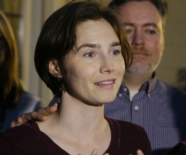 Friend: Trump 'Very Upset' Amanda Knox Backed Clinton