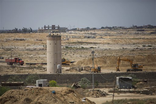 Egypt Starts Dig on Gaza Border to Stop Smuggling Tunnels