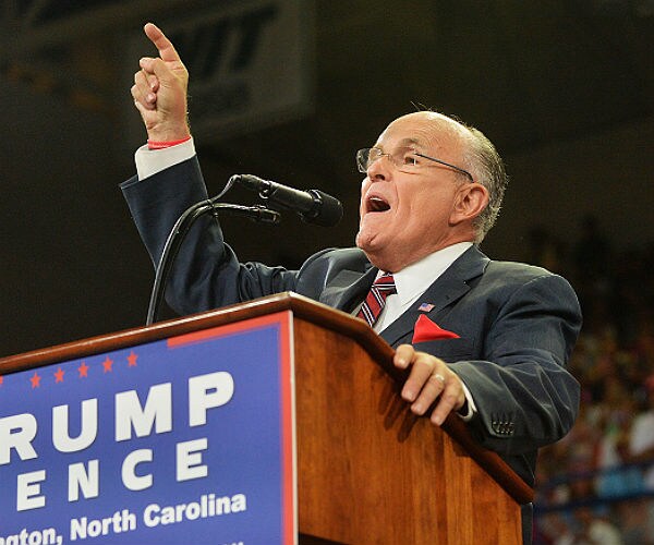 Giuliani: Christie Inspired Trump's Pivot on Immigration