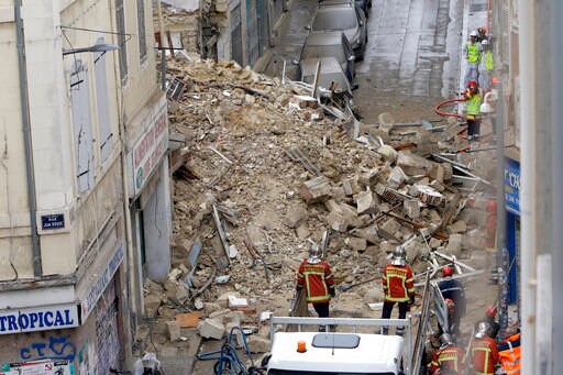 French Rescuers Find Body in Ruins of Collapsed Buildings