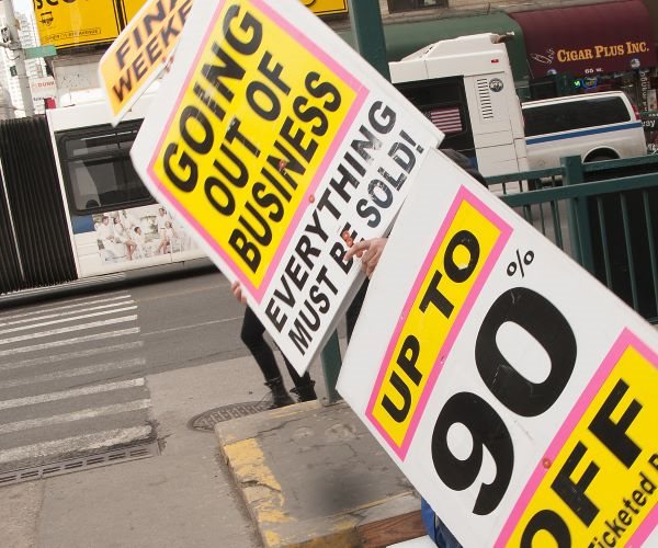 Debt Strains to Lead to More Corporate Bankruptcies: IIF