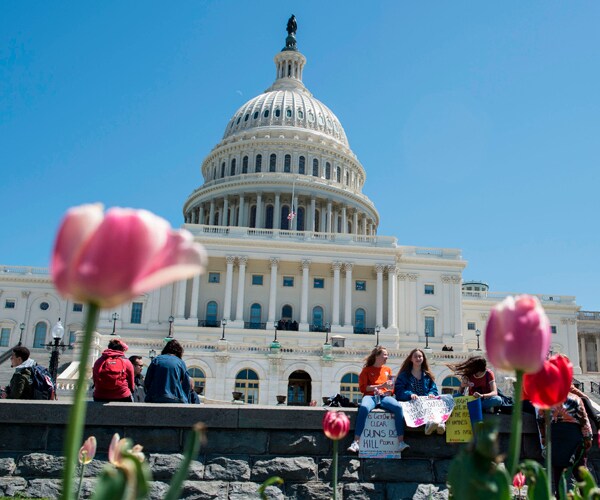 Gun Consortium Formed by Governors to Study Violence, Offer Solutions