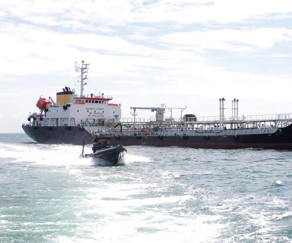 Oil Holds above $75 as Storm-hit US Supply Returns Slowly