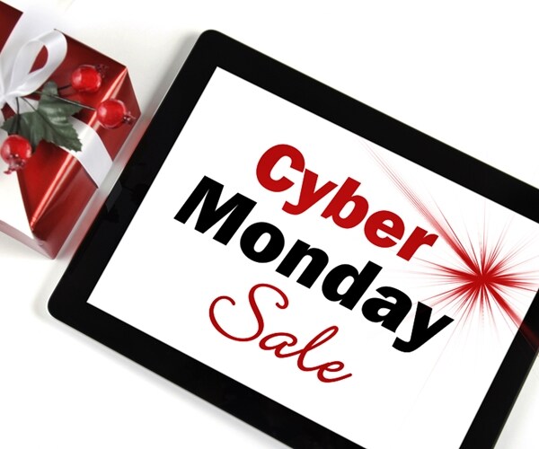 Cyber Monday Sales Jump 17 Percent to Record High on Phone-Shopping Surge