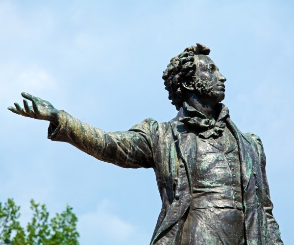 Ukrainian Towns Remove Pushkin Statues, Rename Streets to 'De-Russiafy'