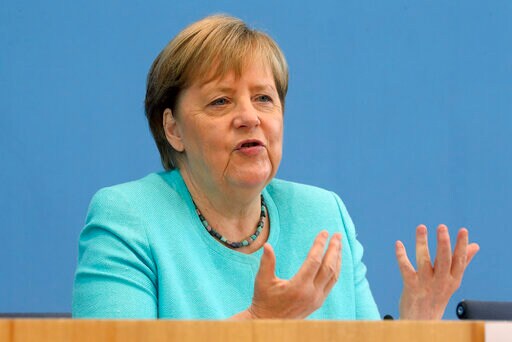 Merkel Says German COVID Rise Worrying, Urges Vaccination