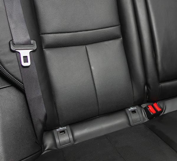 US Proposes Passenger Seat Belt Reminders | Newsmax.com