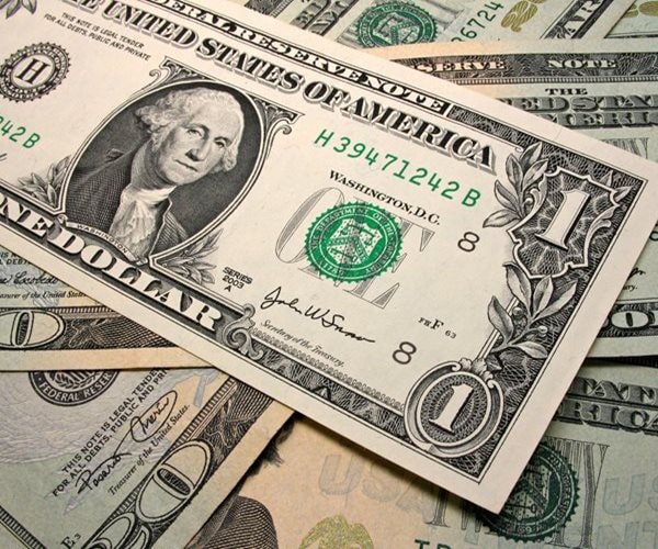 Dollar Starts 2026 Strong After Biggest Drop in 8 Years