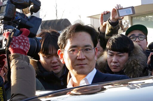 At Corruption Retrial, Samsung Scion May End up Being Jailed