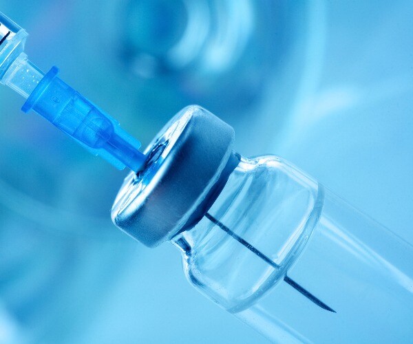 Putin, Once a Holdout, Says He'll Take Covid Vaccine Tuesday