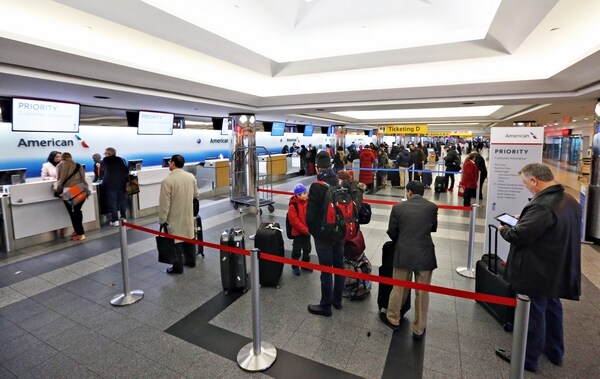 Flights Canceled by Power Outage at NYC's La Guardia