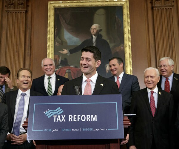 Bipartisan Group Battles GOP Over Tax Plan