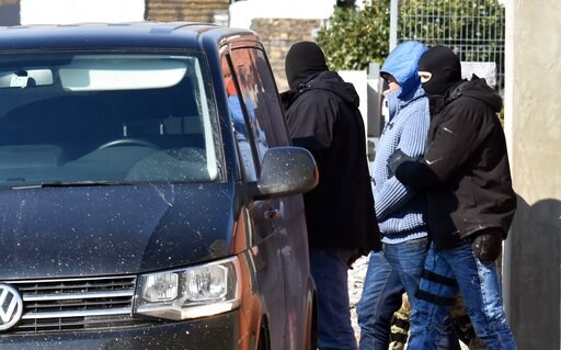 Police Raid Houses Owned by Alleged Italian Mafia