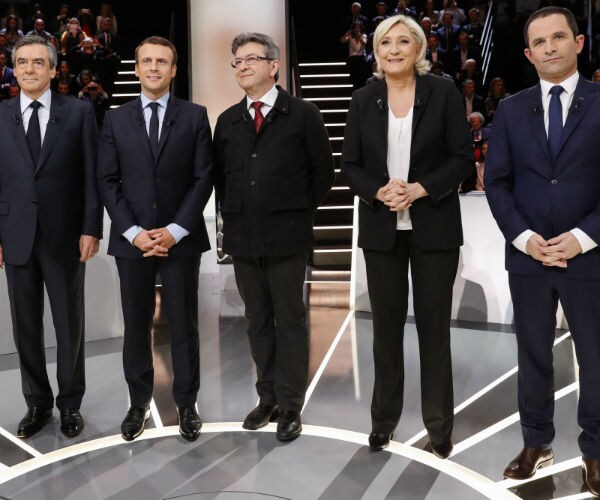 Le Pen Solidifies Position, Edges Closer to Victory 