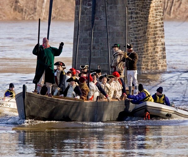 Washington Crossing the Delaware: Reenactment Is Revived