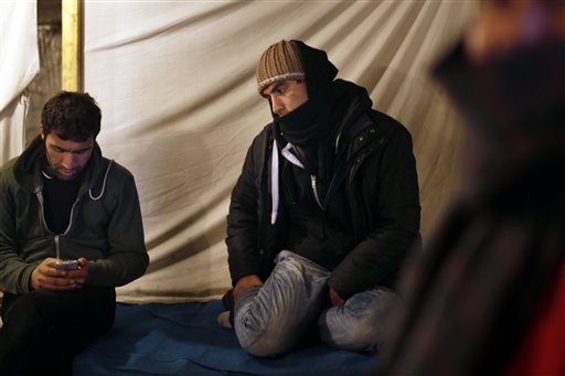 Calais Migrants Face Deadline to Stave off Bulldozers