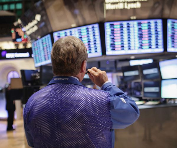 Stock Futures Indicate Green Start Amid Stimulus Hopes