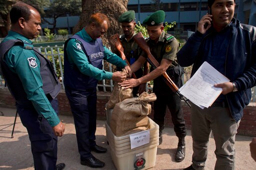 The Latest: Deadly Clashes Reported amid Bangladesh Voting