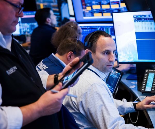 Stock Market Rally Powers AI and Strong Economy
