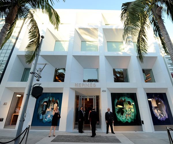 No Big Boost Expected in Luxury Spending This Holiday