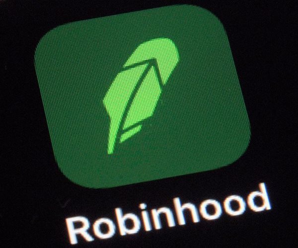 Robinhood to Pay $10M for Operational Deficiencies