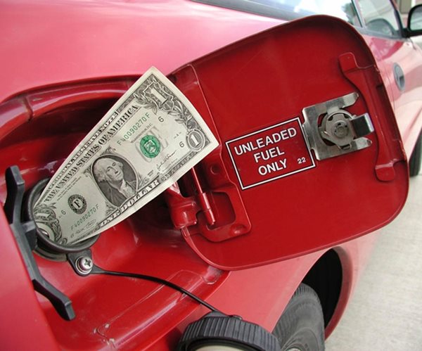 Fuel Efficiency Rules Must Not Get Caught in Political Crossfire