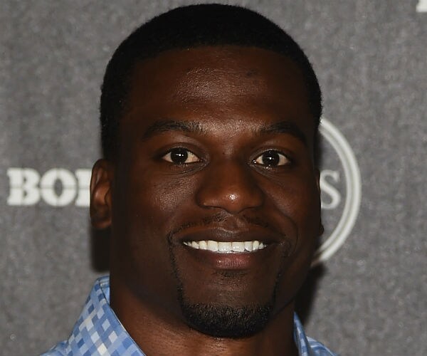 NFL's Benjamin Watson: Coaches Should Be Allowed to Pray on Field After Game