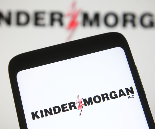 Kinder Morgan Profit Jumps 16.4% on Higher Jet Fuel Volumes