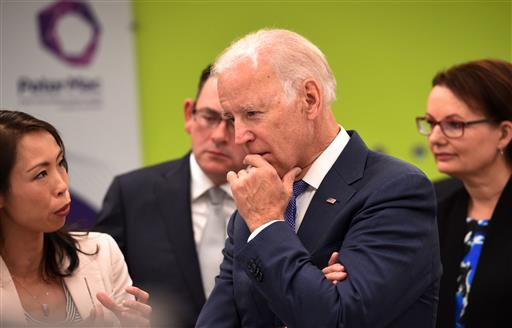 Biden Visits Cancer Research Center in Australia