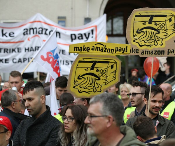 Poland Vows to Improve Working Conditions at Amazon Warehouses