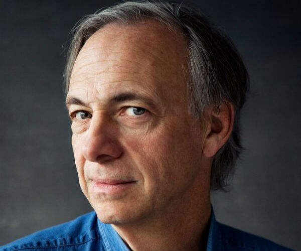 WSJ: Hedge Fund Giant Bridgewater Embroiled in CEO Scuffle 