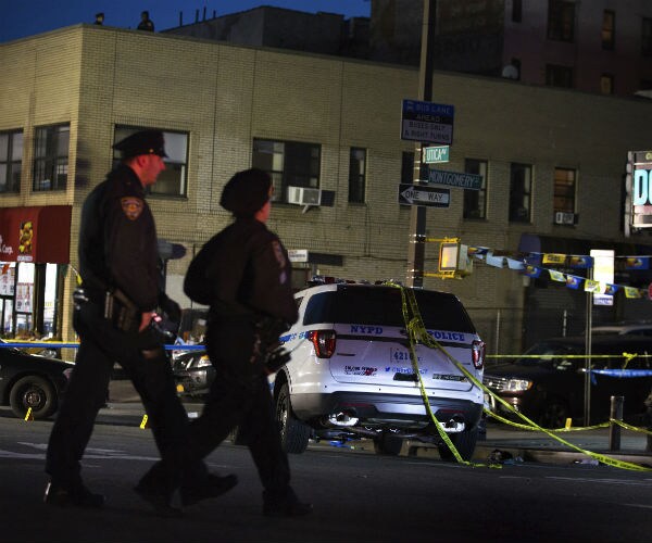 NYPD: Officers Mistake Pipe for Gun, Fatally Shoot Man