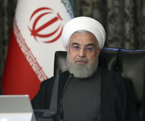 Rouhani: Iran to Retaliate If US 'Trouble' for Venezuela-Bound Tankers