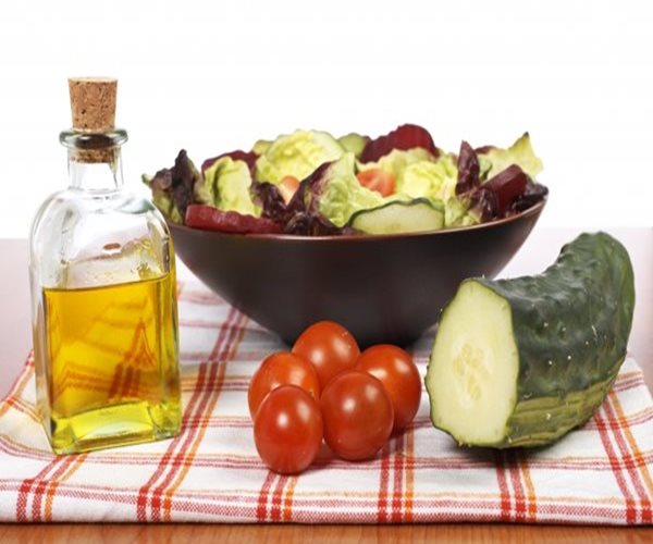 Both Low-Cal Vegetarian and Mediterranean Diets Good for Heart