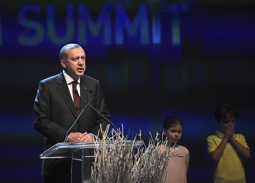 Turkey Threatens to Suspend Agreements with EU