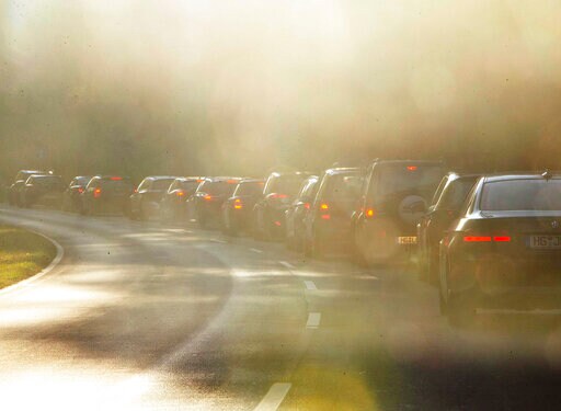 German Official Says CO2 Charge Should Benefit the Poor