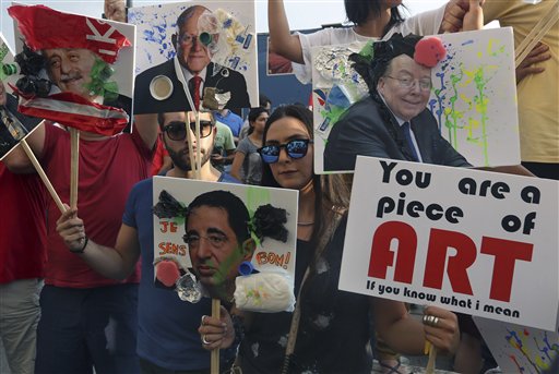 Lebanese PM Hints he Might Resign after Protests